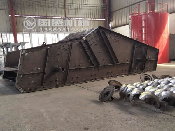 鵝卵石礦用振動(dòng)篩 鵝卵石礦用振動(dòng)篩