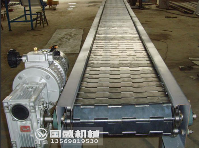 不銹鋼材質(zhì)板鏈傳動帶輸送機 不銹鋼材質(zhì)板鏈傳動帶輸送機